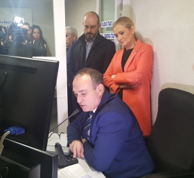 FEDETAXI Y AGATM APOYARÁN A LA COMUNIDAD DE MADRID EN LOS LITIGIOS QUE MANTIENE CONTRA UBER, CABIFY Y OTRAS PLATAFORMAS DE FALSA ECONOMÍA COLABORATIVA