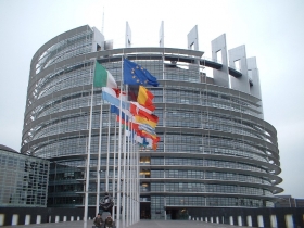 Las organizaciones de taxistas de España se reúnen con europarlamentarios en Bruselas