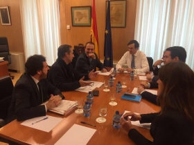 FEDETAXI PROPONDRÁ UNA PROPOSICIÓN NO DE LEY A FAVOR DEL SERVICIO PÚBLICO DE TRANSPORTE DE VIAJEROS EN TAXI