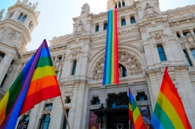 Paradas provisionales y cortes de tráfico con motivo del Orgullo