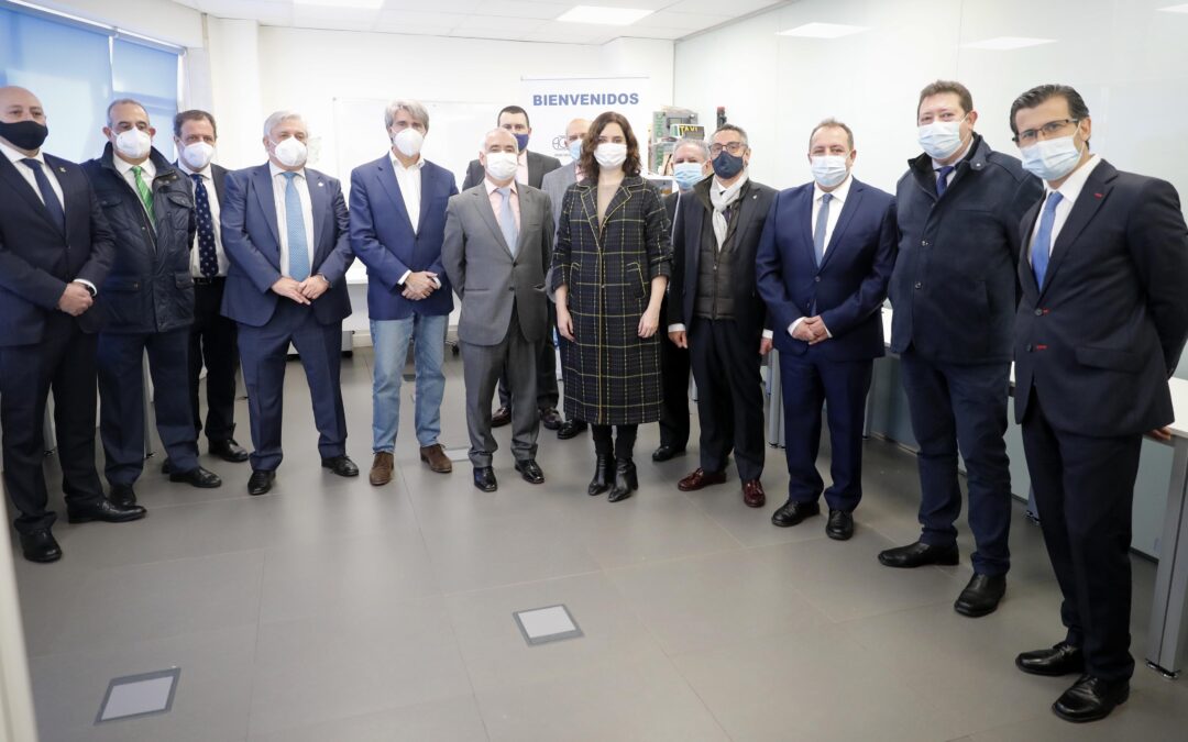 AGATM RECIBE A LA PRESIDENTA DE LA CAM